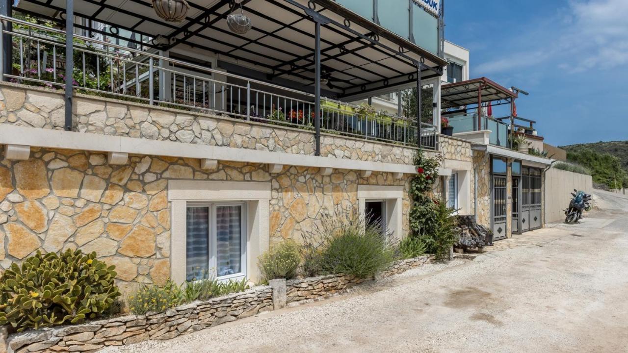 Apartments Katarina Trogir Buitenkant foto
